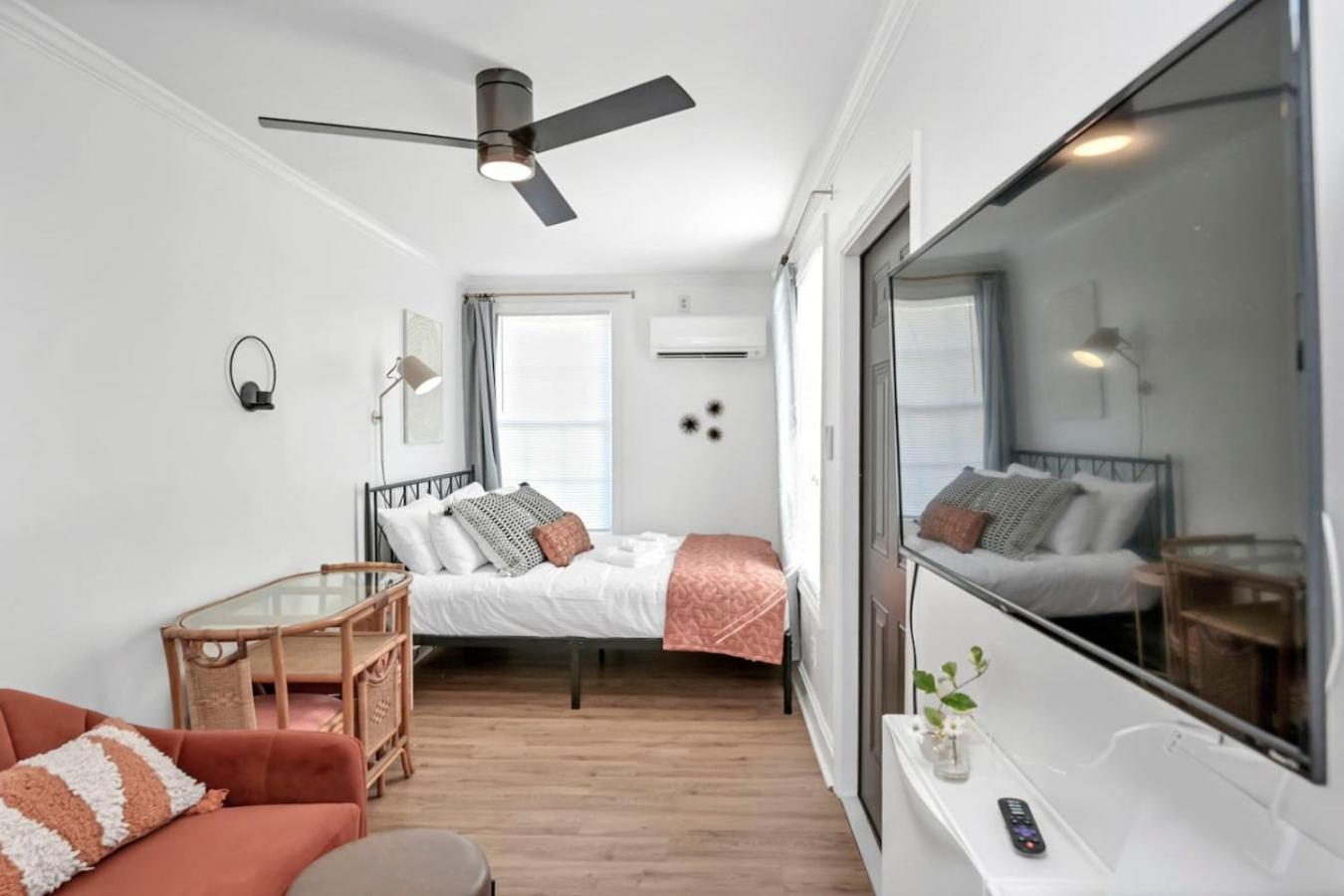 דירות ווסט קולומביה W. Cola Mini Pad -Tiny House מראה חיצוני תמונה