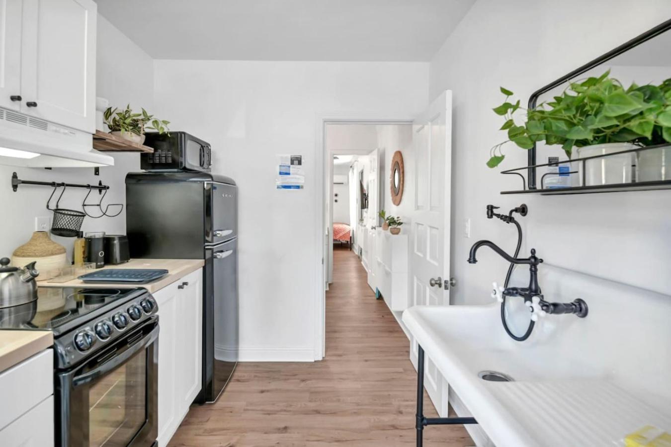 דירות ווסט קולומביה W. Cola Mini Pad -Tiny House מראה חיצוני תמונה